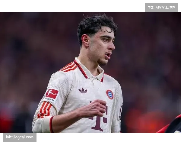 更衣室领袖：诺伊尔如何帮助拜仁年轻门将佩雷维奇成长。